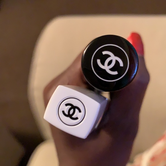 🚫SOLD🚫CHANEL Base and Volume Mascara Bundle🔥 - Picture 2 of 9